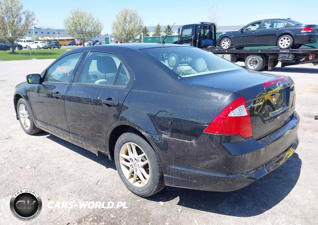 2011 Ford Fusion S VIN:3FAHP0GA3BR255540 - 3