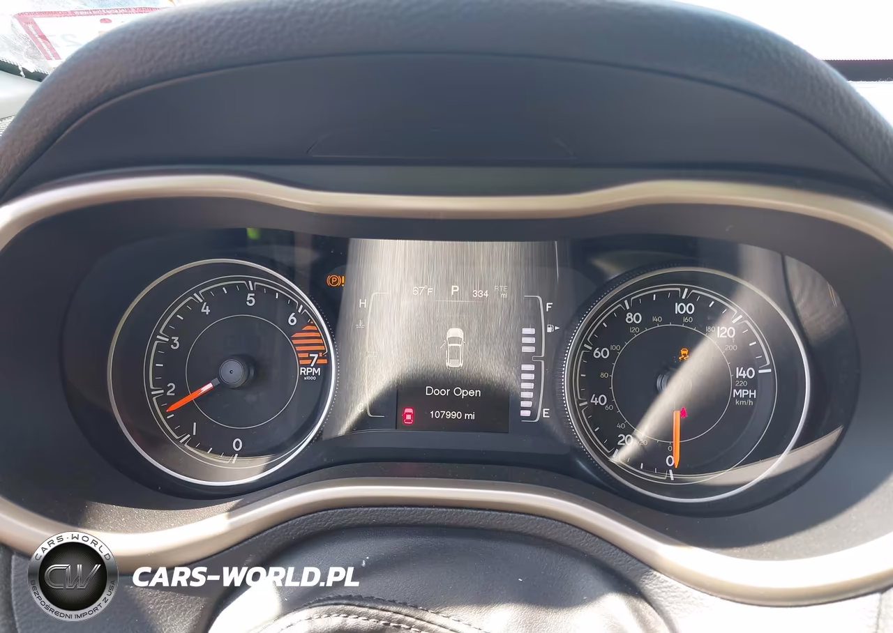 2016 Jeep Cherokee Latitude VIN:1C4PJMCB8GW251419 - 7