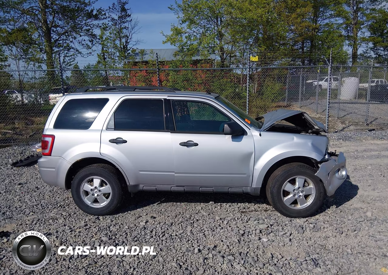 2012 Ford Escape Xlt VIN:1FMCU9D75CKB51983 - 13