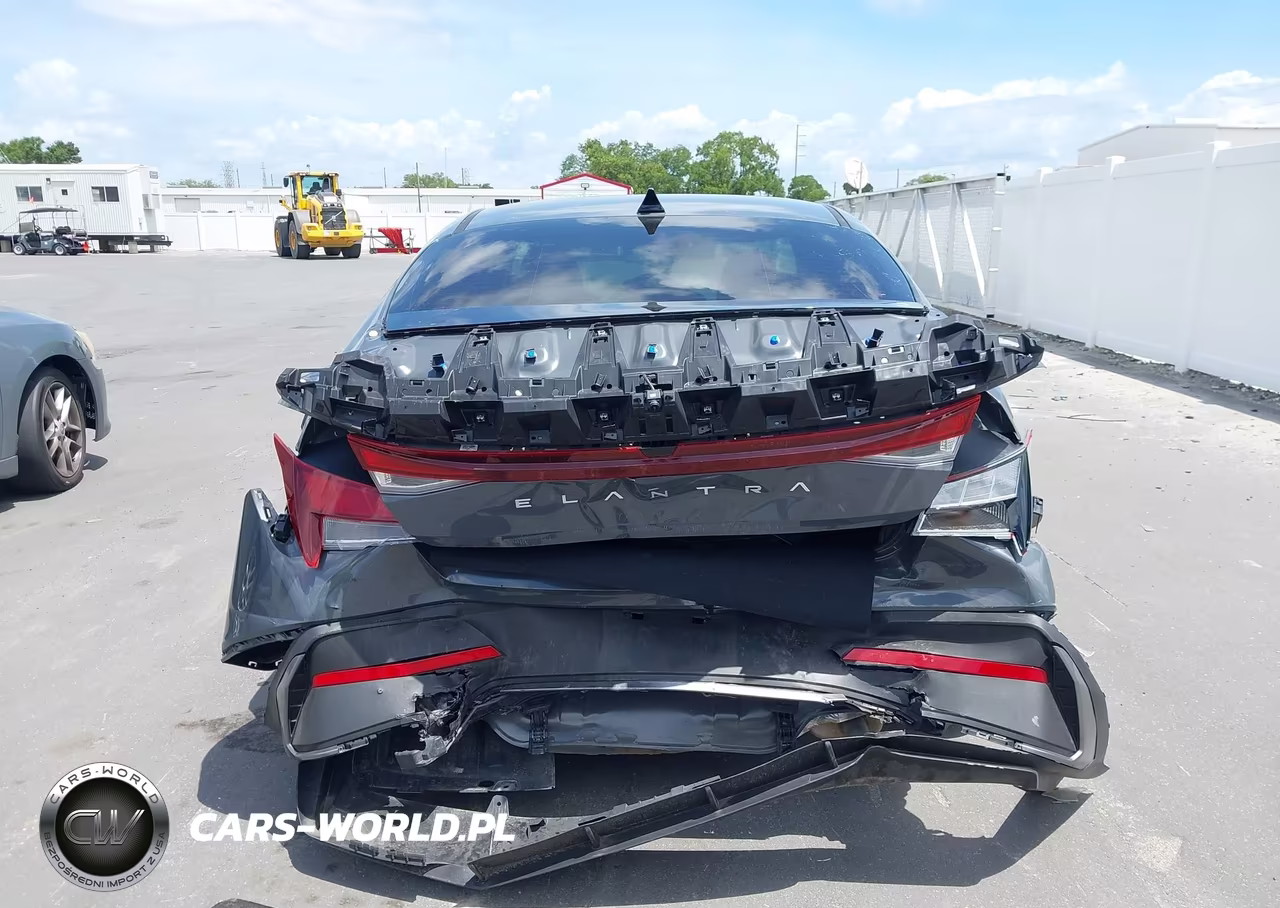 2025 Hyundai Elantra Se VIN:KMHLL4DG7SU970678 - 16