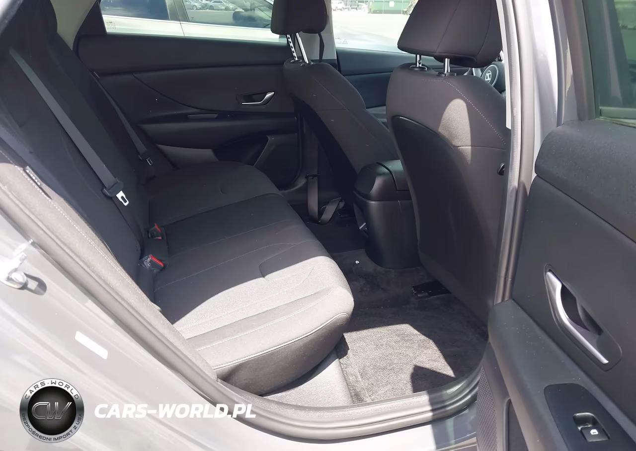 2025 Hyundai Elantra Se VIN:KMHLL4DG7SU970678 - 8