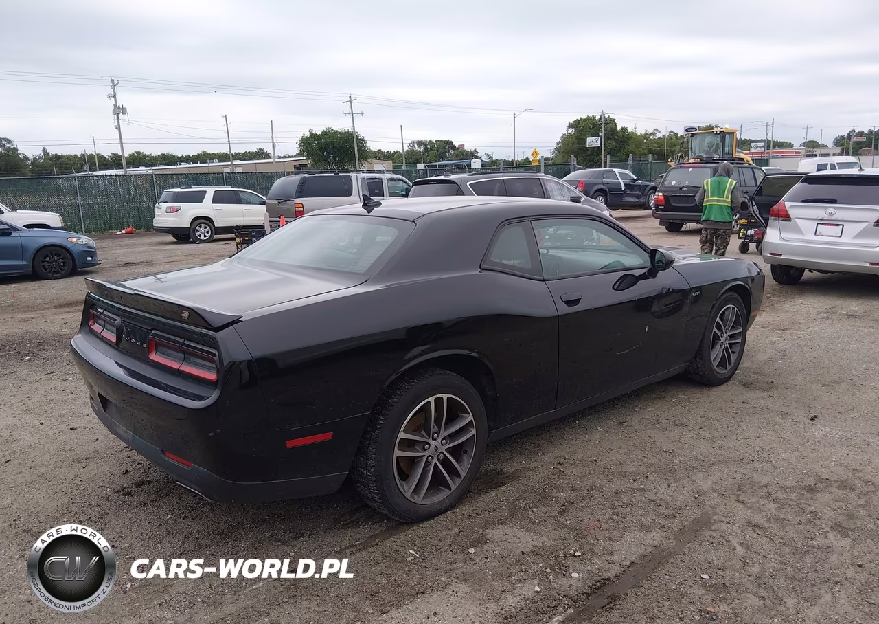 2018 Dodge Challenger Gt Awd VIN:2C3CDZGG3JH235115 - 4