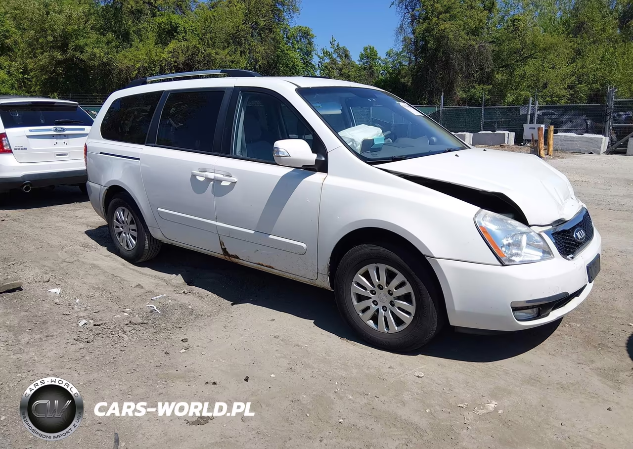 2014 Kia Sedona Lx