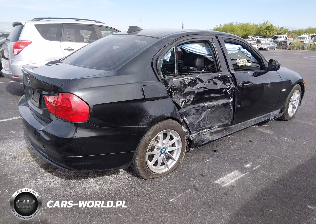 2010 BMW 328I VIN:WBAPH5G57ANM69674 - 4