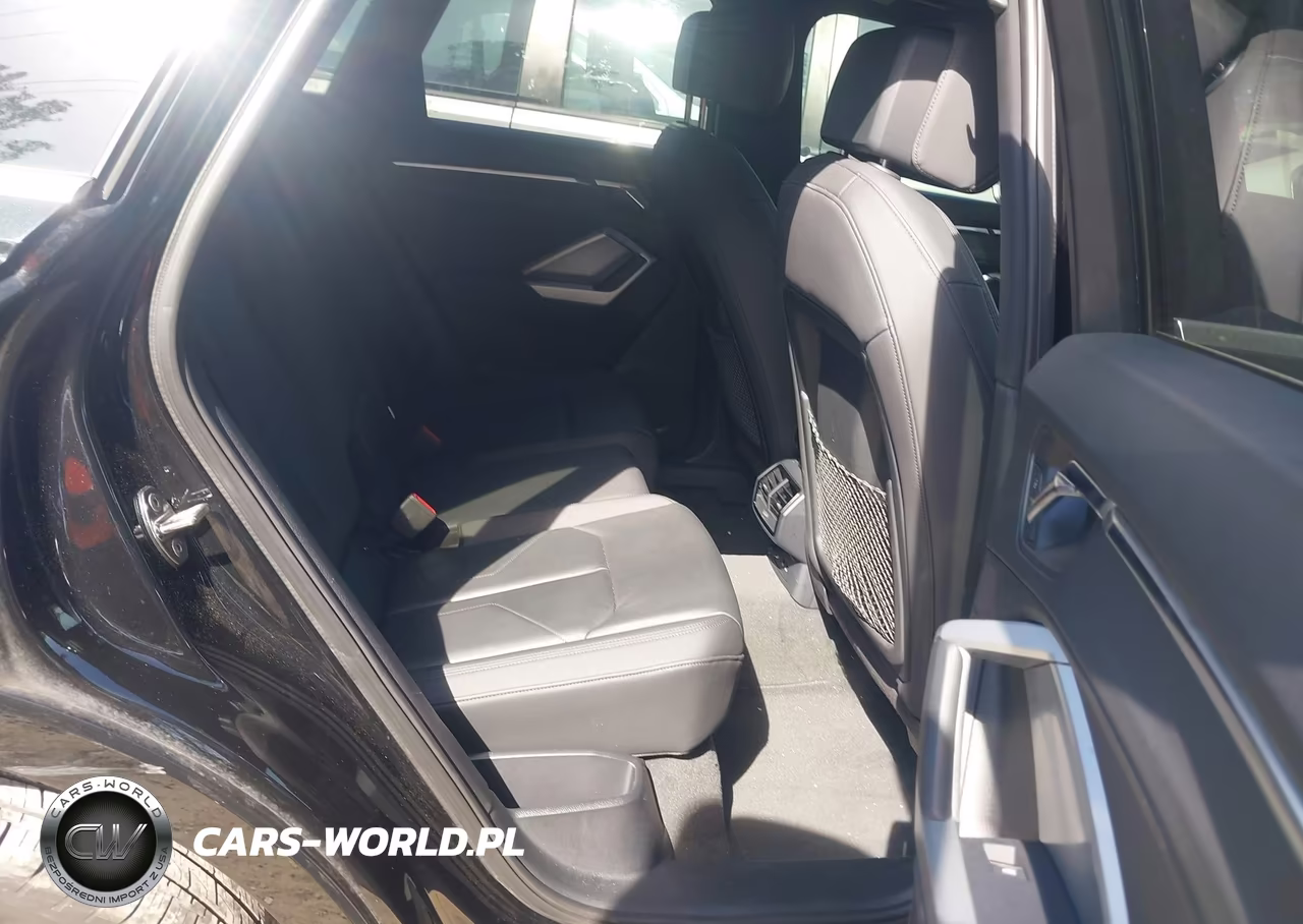 2019 Audi Q3 2.0T S Line Premium VIN:WA1EECF34K1065306 - 8