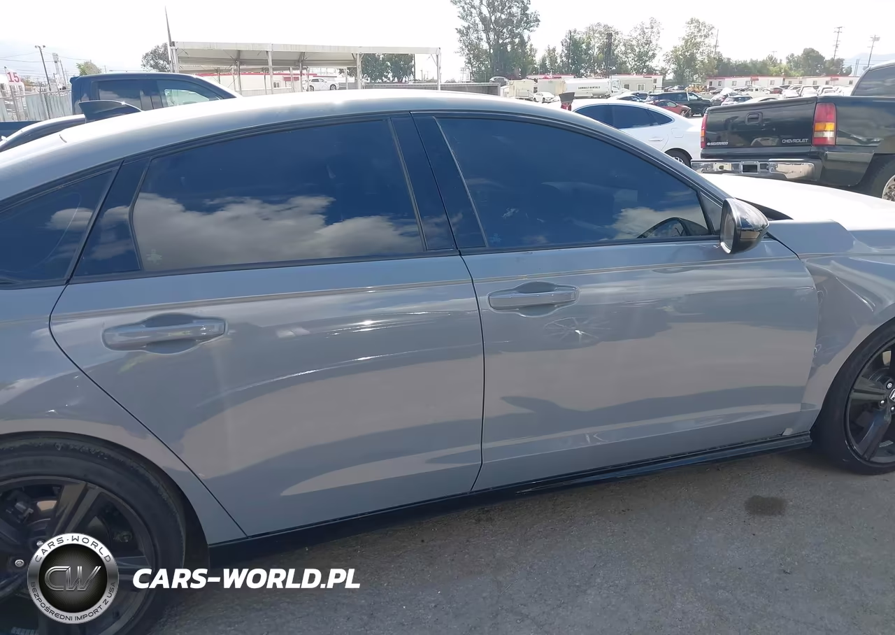 2024 Honda Accord Hybrid Sport-L VIN:1HGCY2F77RA094988 - 13