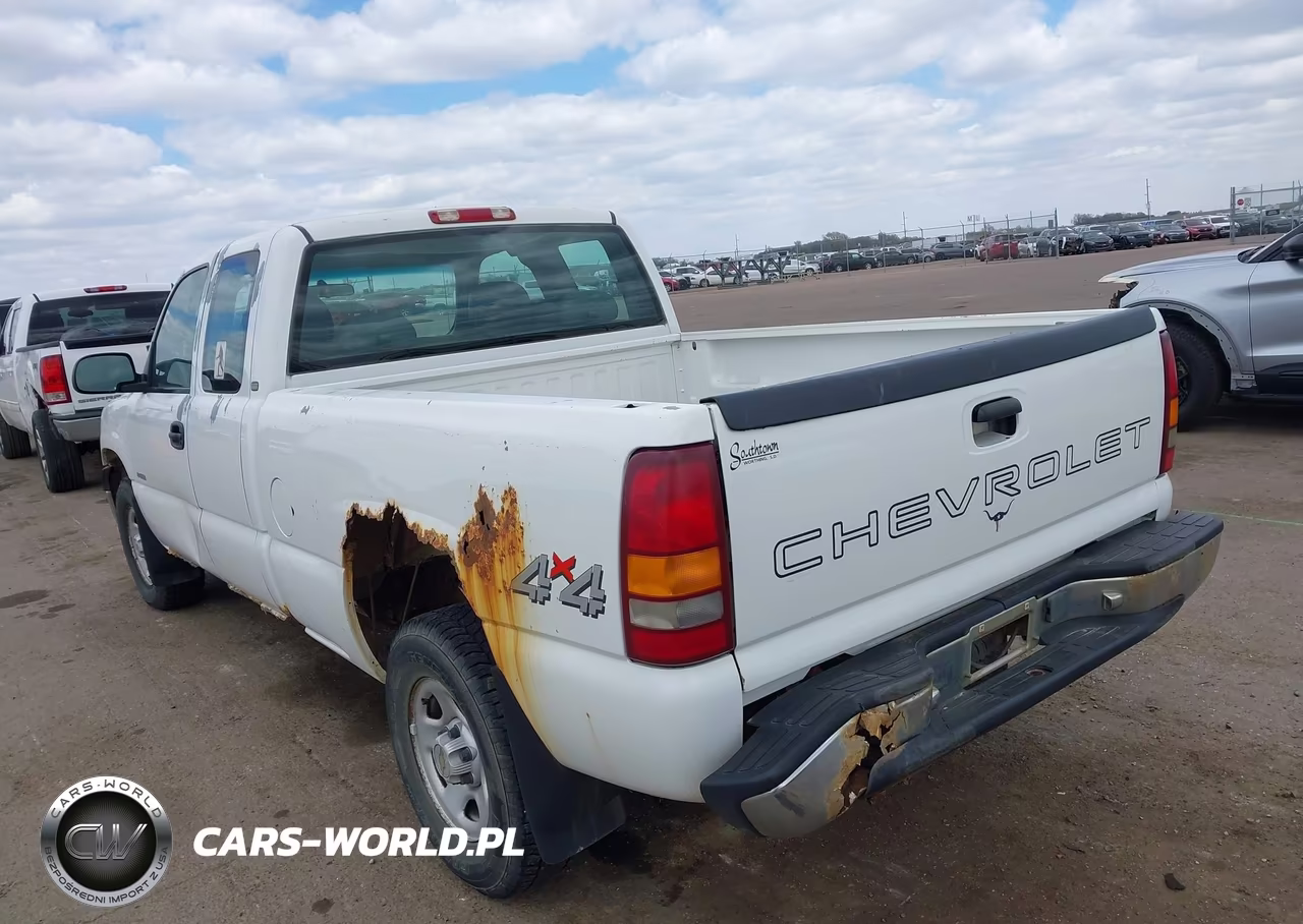 2002 Chevrolet Silverado 1500 VIN:2GCEK19V021129870 - 3