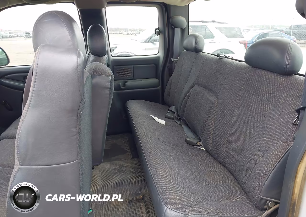 2002 Chevrolet Silverado 1500 VIN:2GCEK19V021129870 - 8