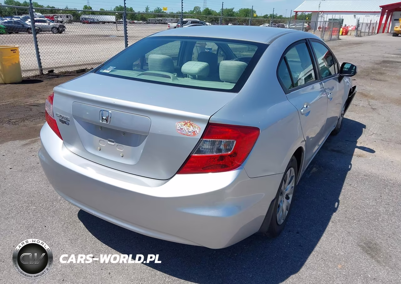 2012 Honda Civic Lx VIN:2HGFB2F57CH580903 - 4