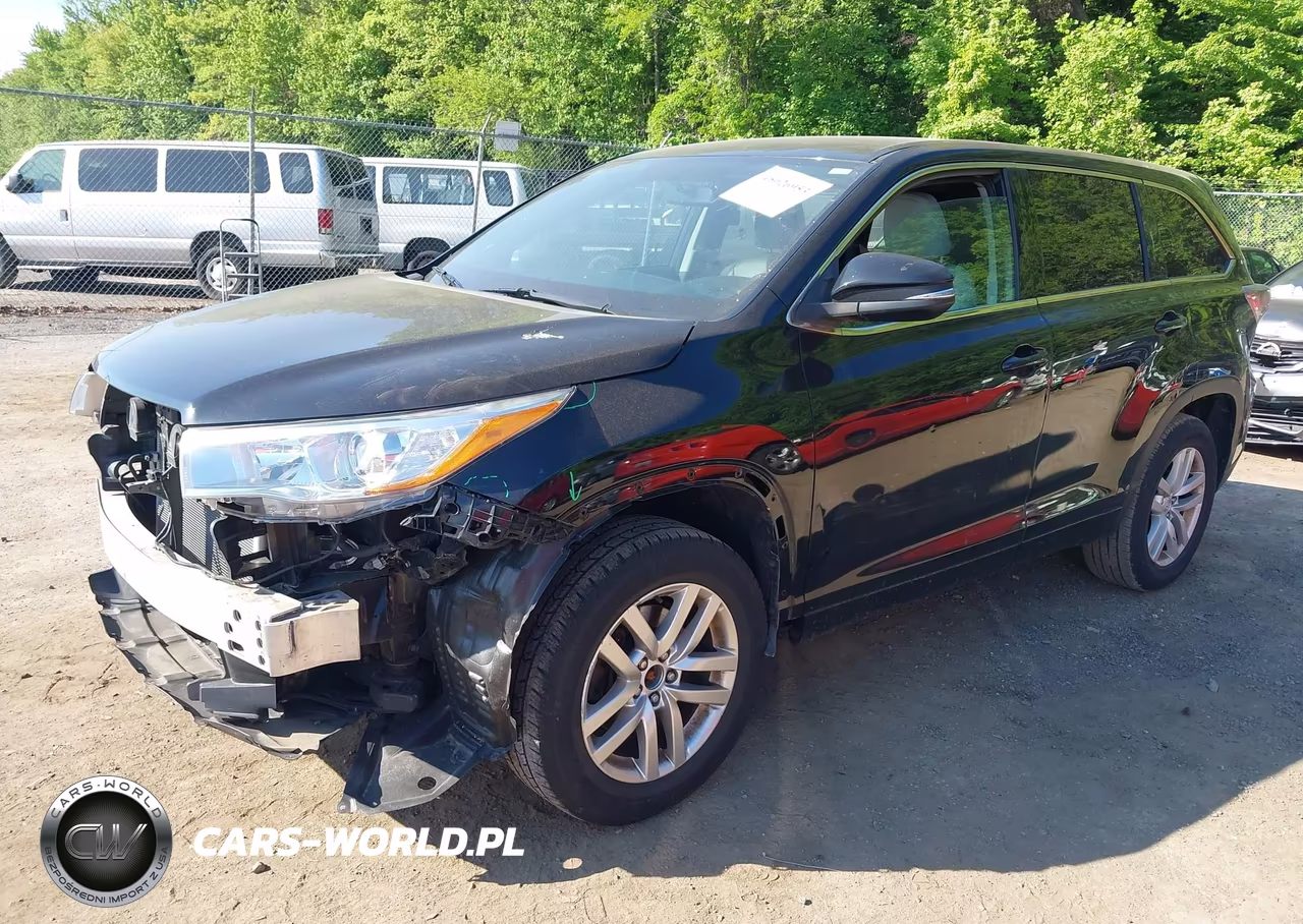 2015 Toyota Highlander Le VIN:5TDZARFH8FS011789 - 2