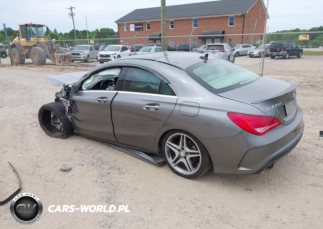 2015 Mercedes-Benz Cla 250 VIN:WDDSJ4EB0FN256258 - 3