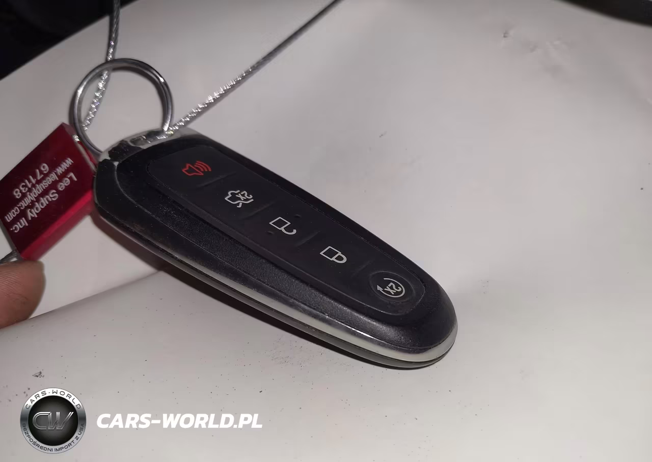 2014 Ford Focus Titanium VIN:1FADP3N22EL420931 - 11