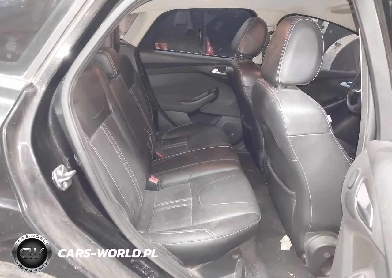 2014 Ford Focus Titanium VIN:1FADP3N22EL420931 - 8