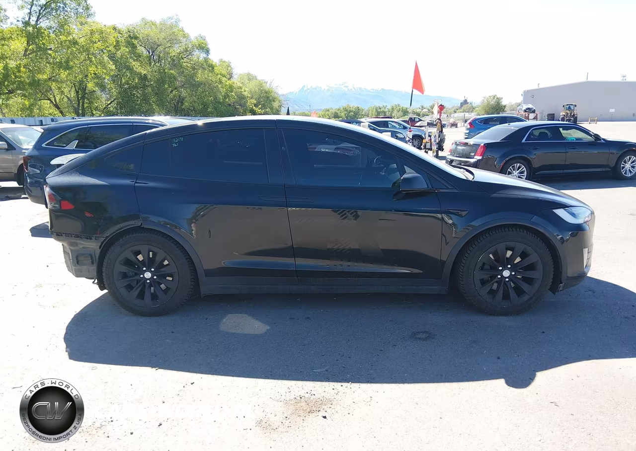 2018 Tesla Model X 100D-75D-P100D VIN:5YJXCBE26JF112171 - 13
