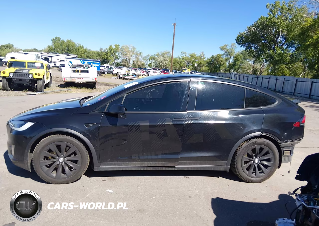 2018 Tesla Model X 100D-75D-P100D VIN:5YJXCBE26JF112171 - 14
