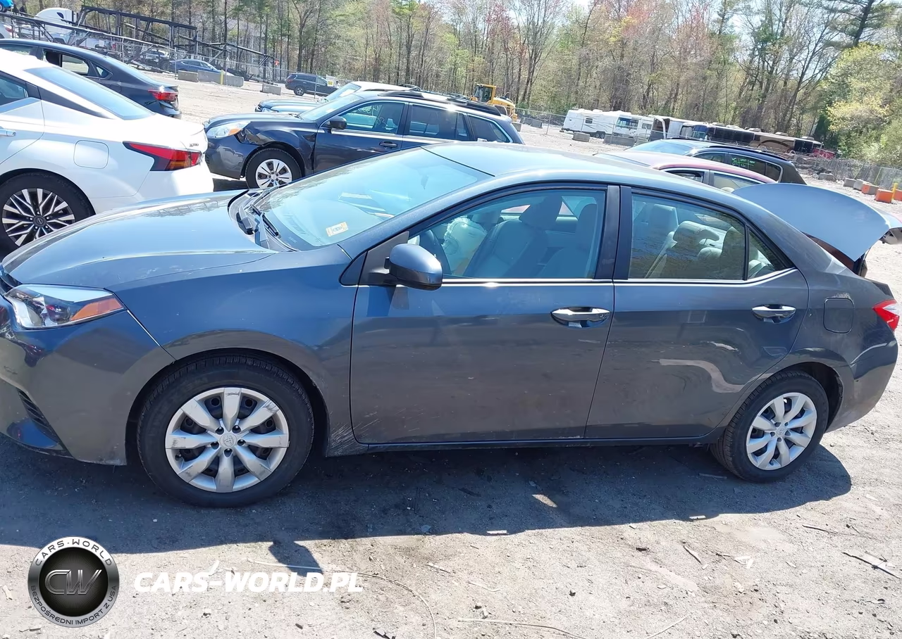 2015 Toyota Corolla Le VIN:2T1BURHE4FC327579 - 14