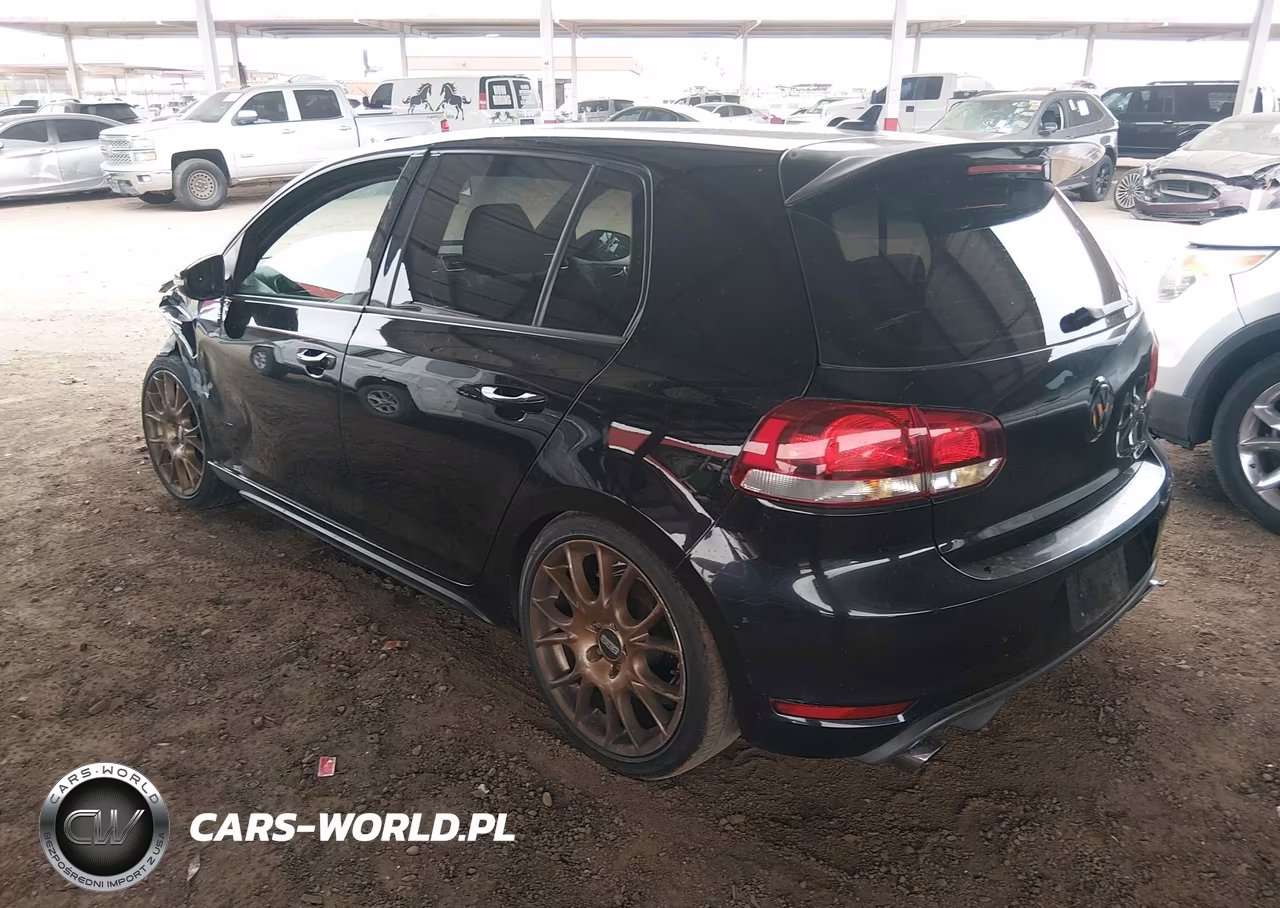 2010 Volkswagen Gti 4-Door VIN:WVWHD7AJ4AW354559 - 3