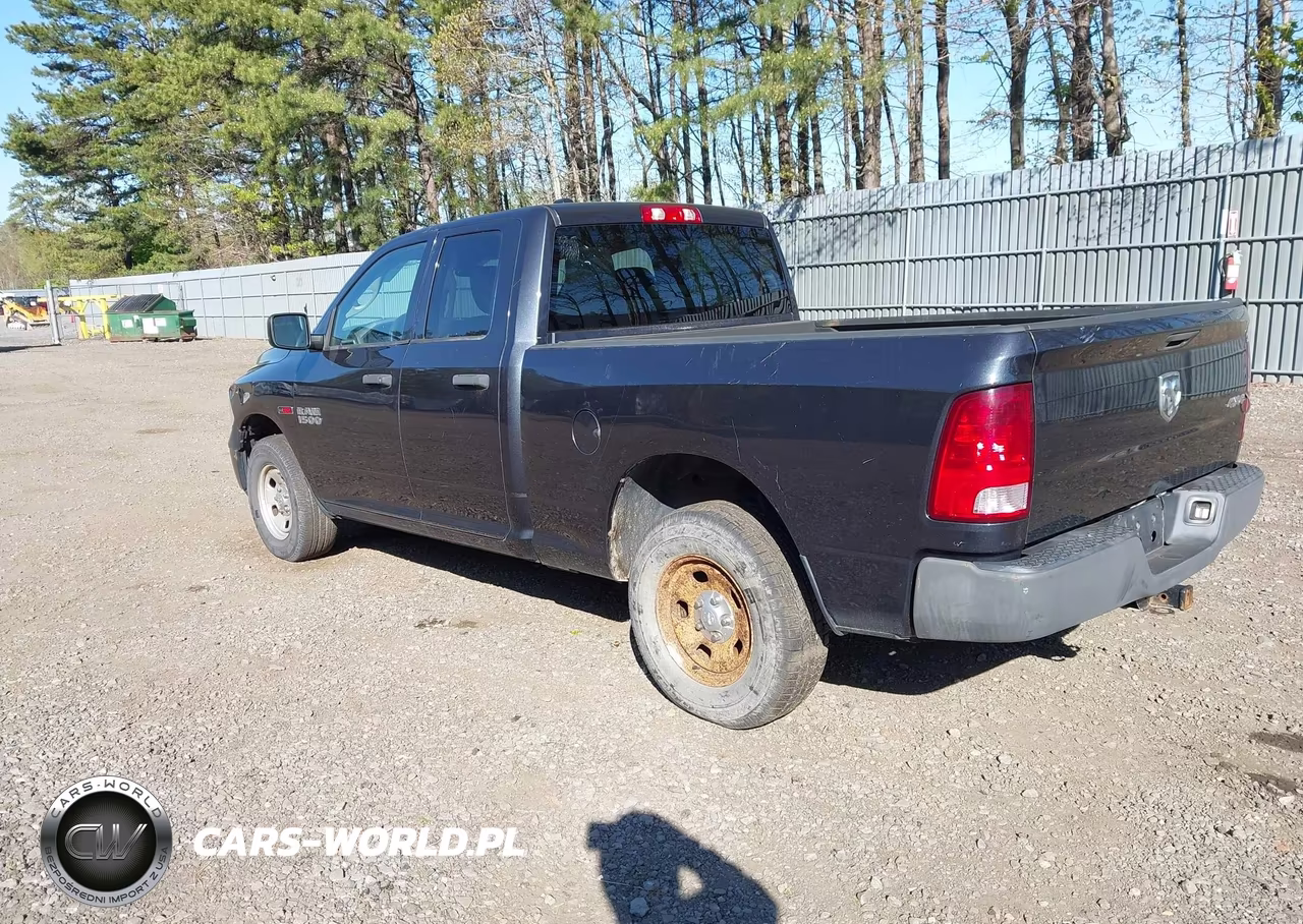 RAM 1500 ST VIN:1C6RR7FM4FS682255 - 3