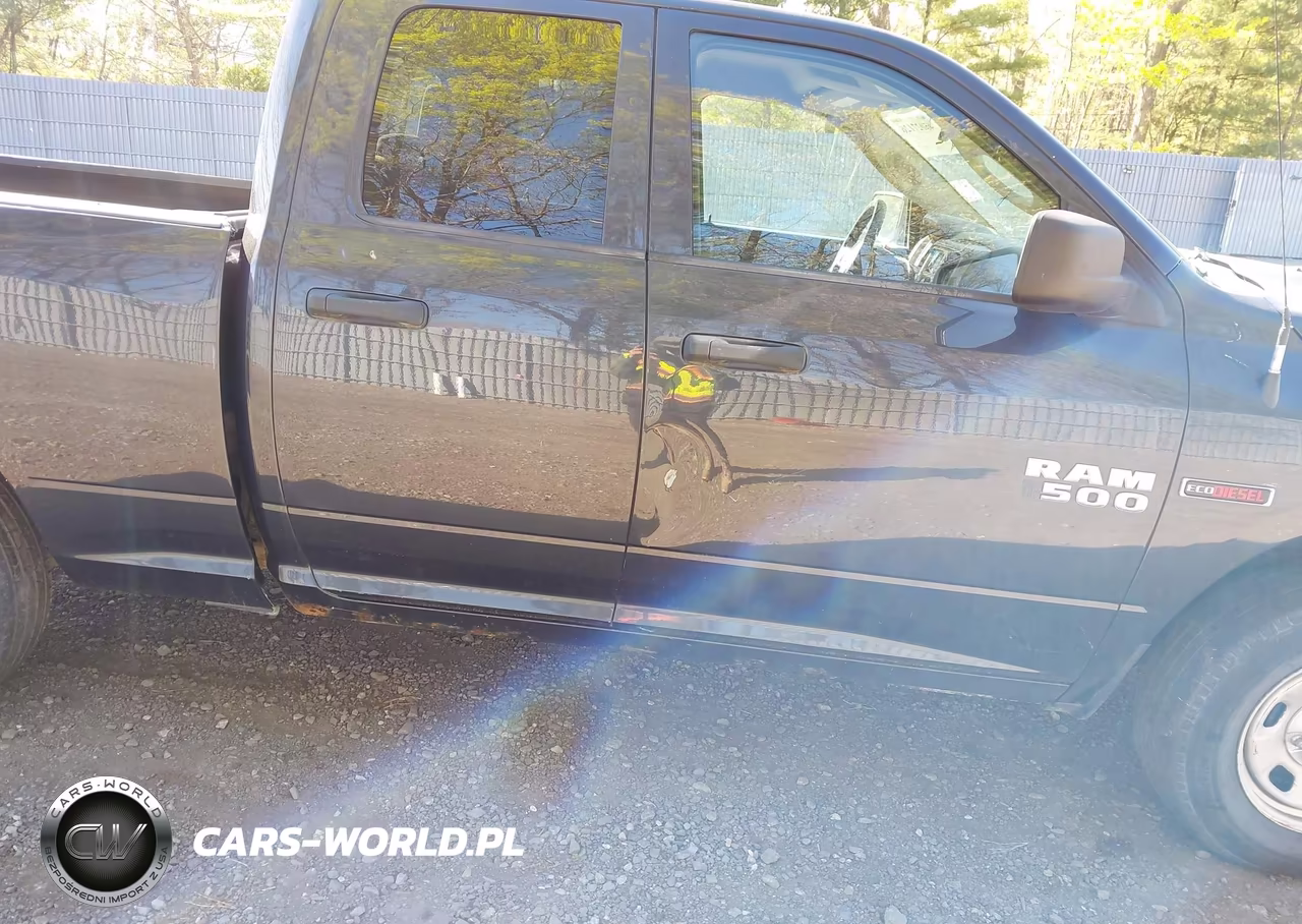 RAM 1500 ST VIN:1C6RR7FM4FS682255 - 6