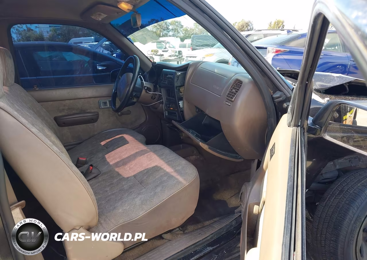 2000 Toyota Tacoma VIN:4TANL42N9YZ653152 - 5