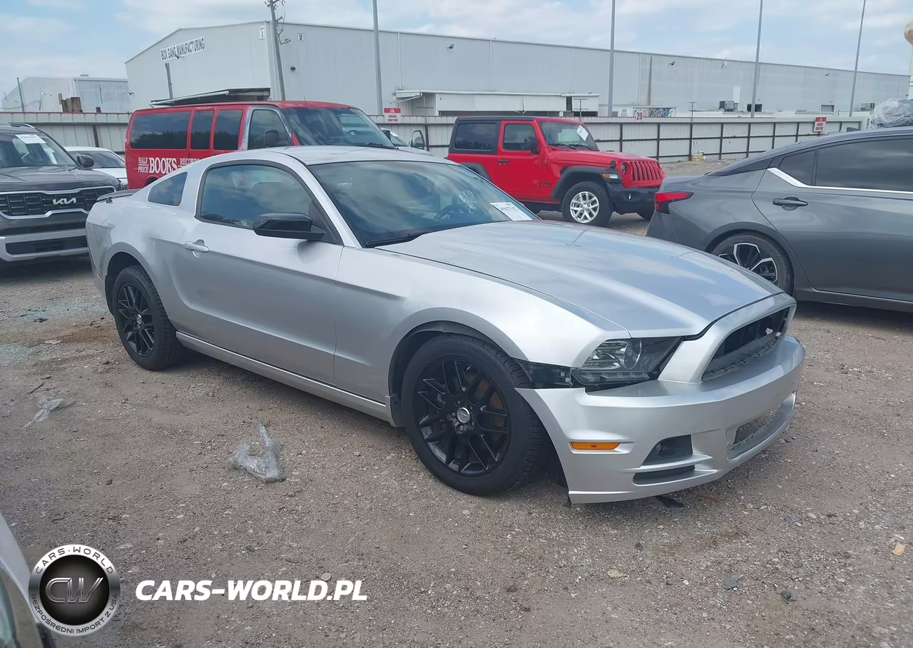 2014 Ford Mustang V6 – zdjęcie 1 z 17
