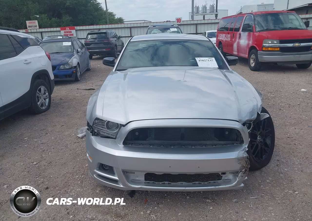 2014 Ford Mustang V6 VIN:1ZVBP8AM0E5306045 - 13