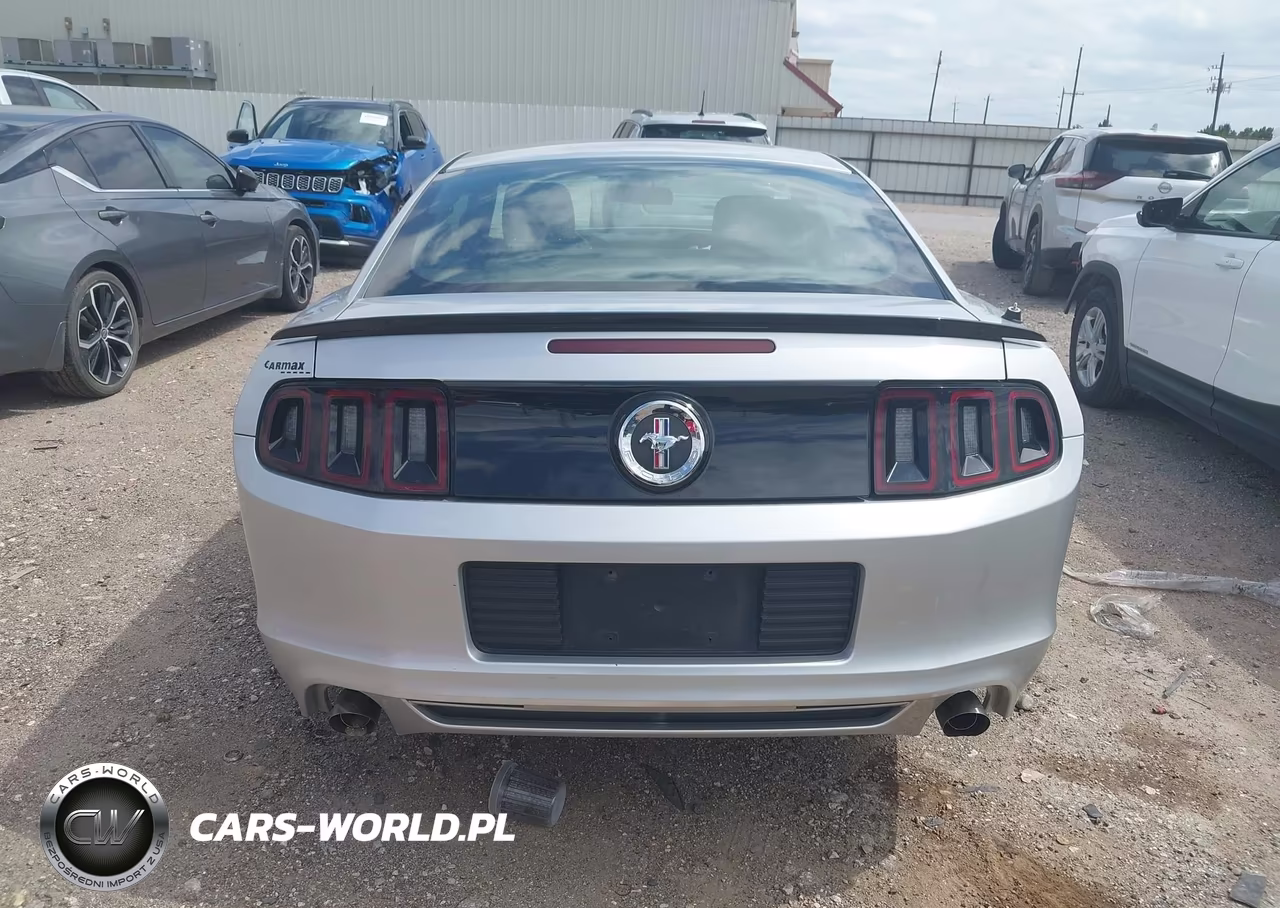 2014 Ford Mustang V6 VIN:1ZVBP8AM0E5306045 - 17