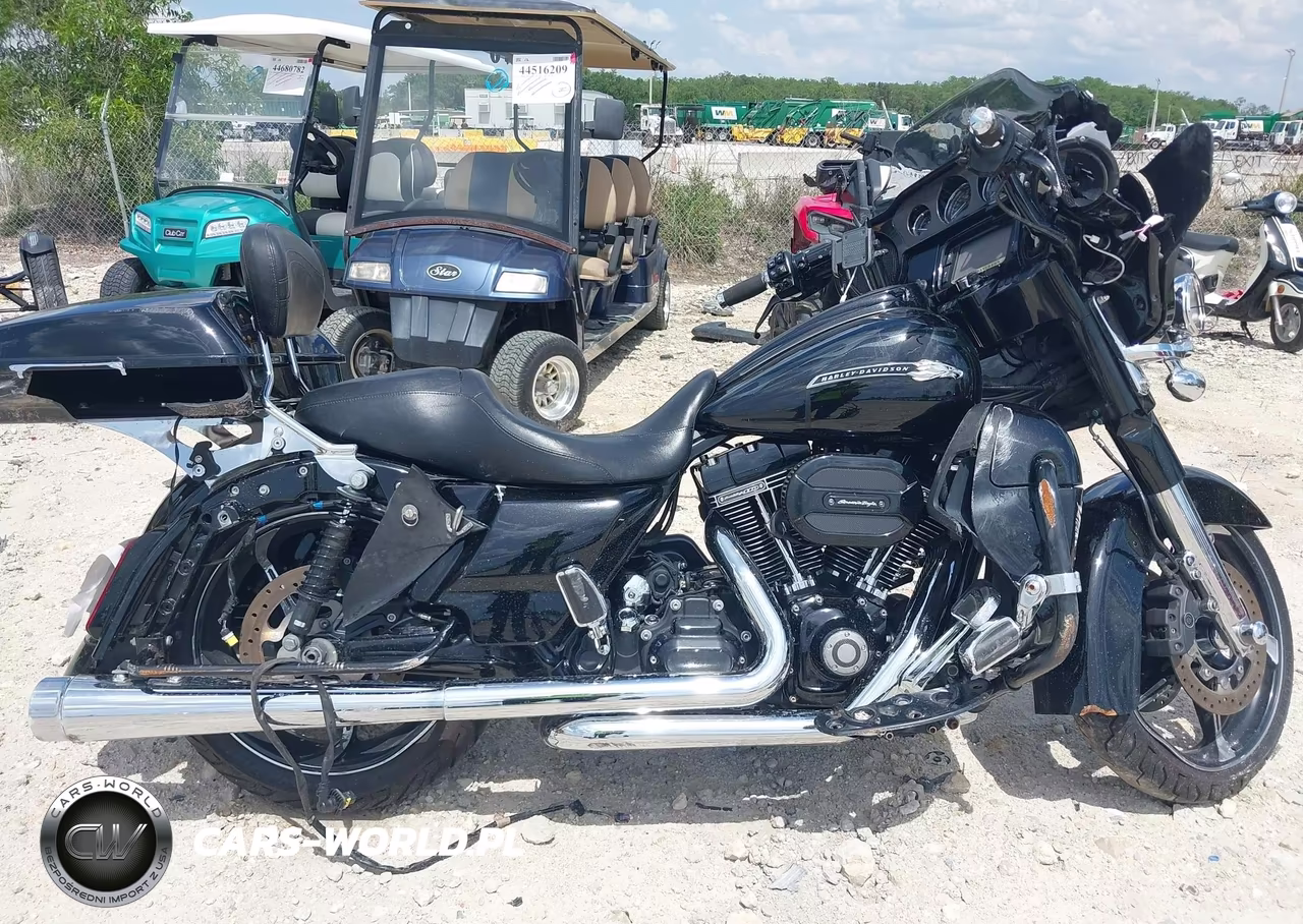 2016 Harley-Davidson Flhxse Cvo Street Glide VIN:1HD1PXN14GB951731 - 13