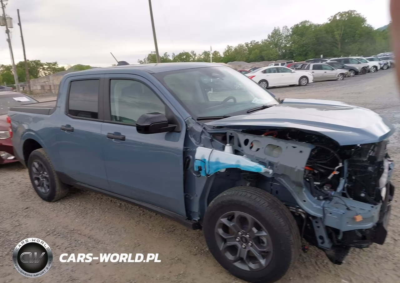 2025 Ford Maverick Xlt VIN:3FTTW8J37SRB49690 - 13