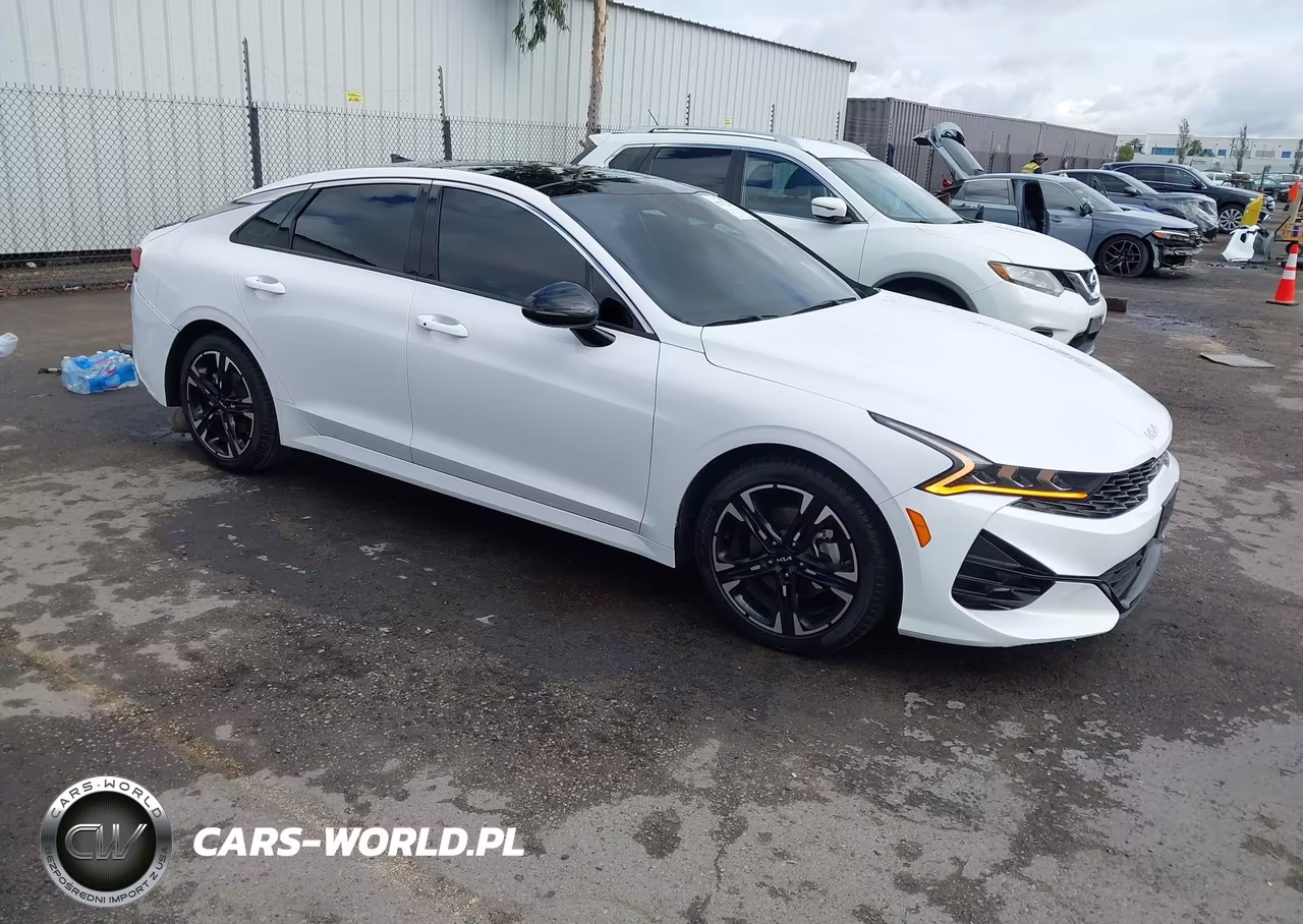 2024 Kia K5 Gt-Line – zdjęcie 1 z 17