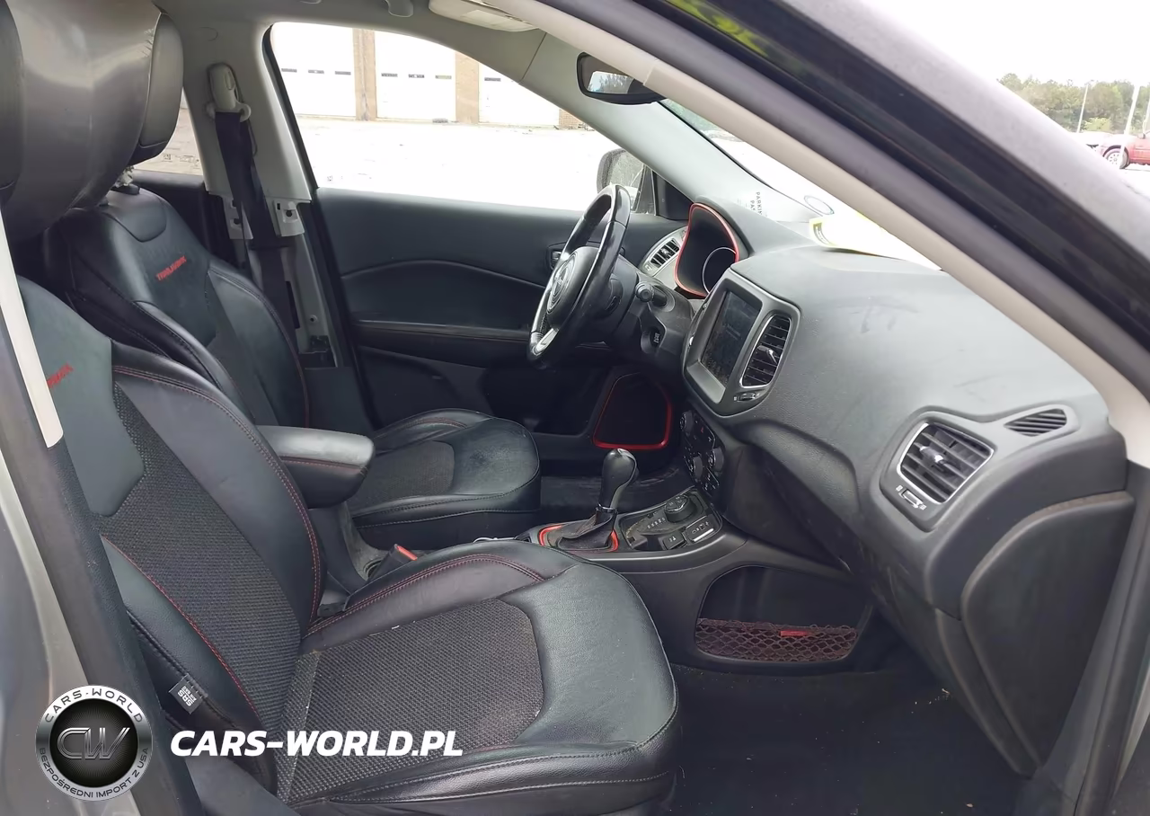 2020 Jeep Compass Trailhawk 4X4 VIN:3C4NJDDB8LT184388 - 5