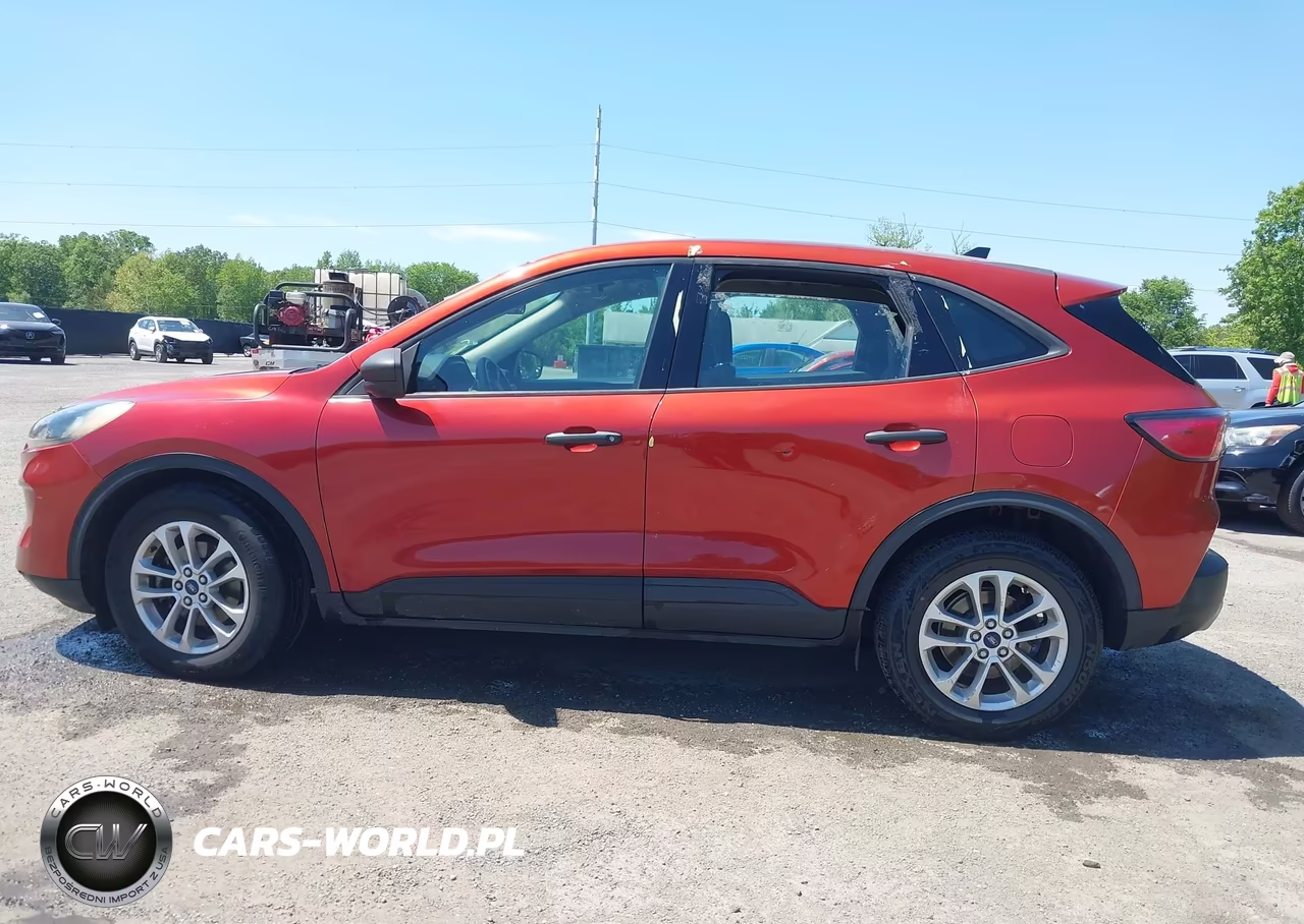 2020 Ford Escape S VIN:1FMCU0F68LUA25198 - 14
