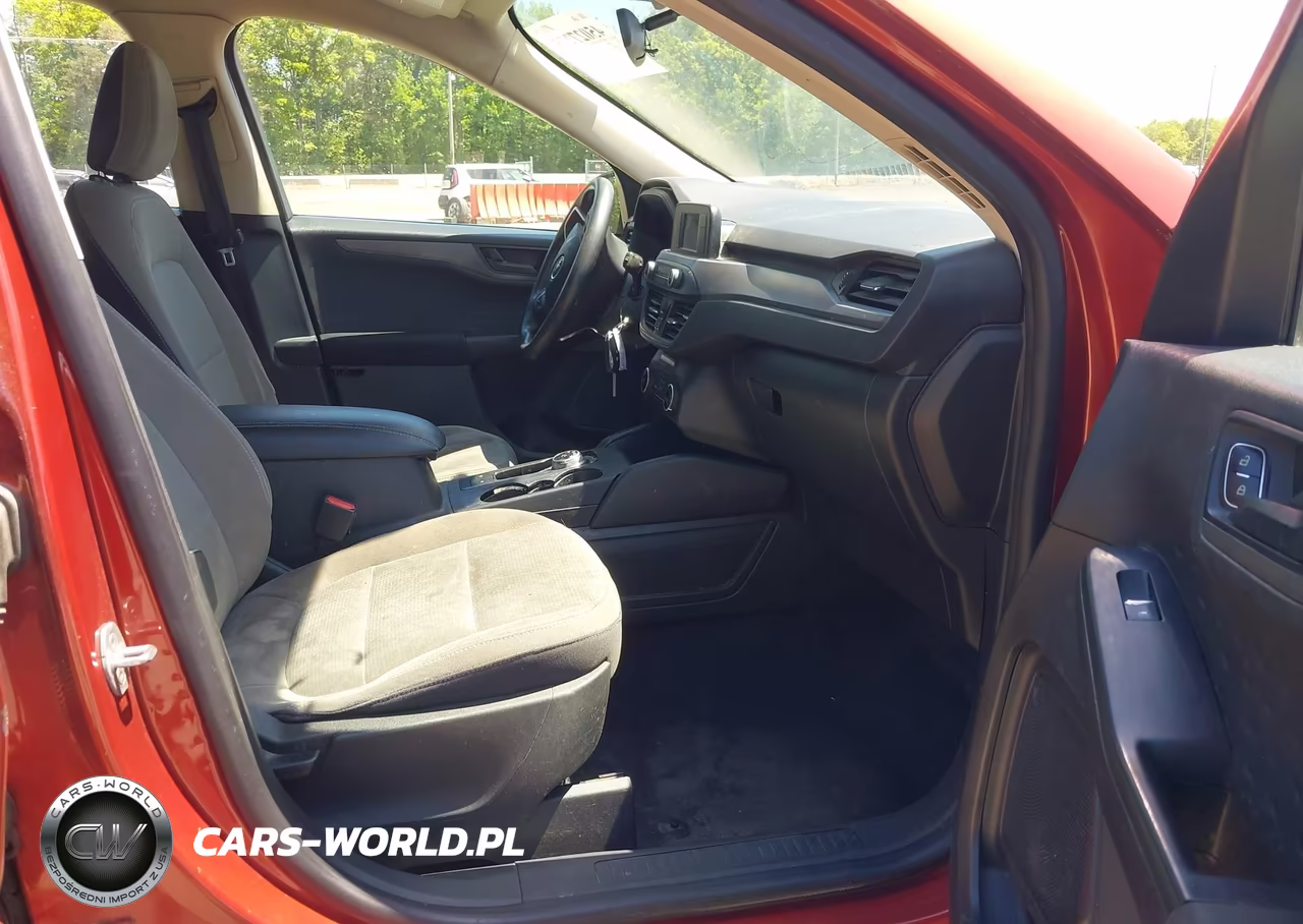 2020 Ford Escape S VIN:1FMCU0F68LUA25198 - 5