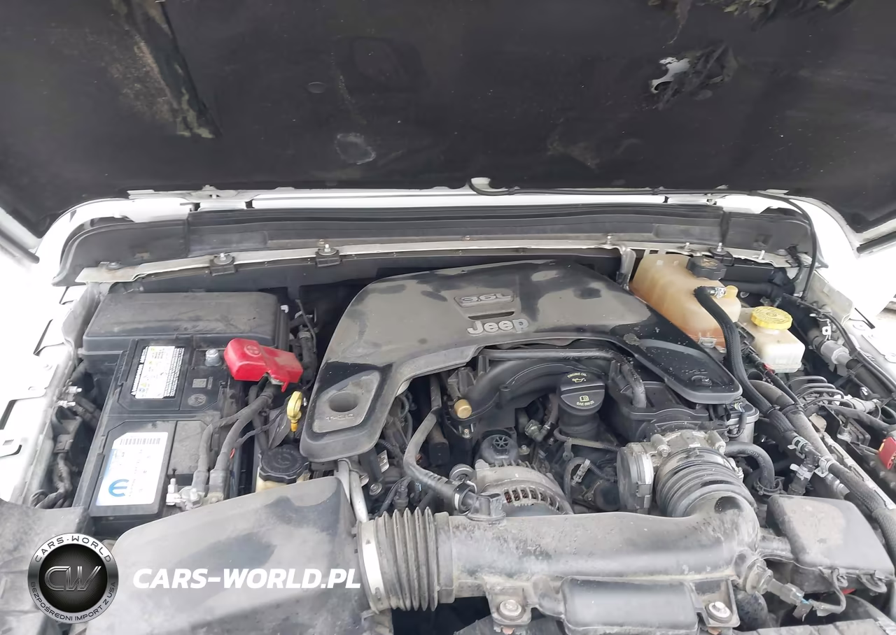 2018 Jeep Wrangler Unlimited Sahara 4X4 VIN:1C4HJXEG0JW123715 - 10