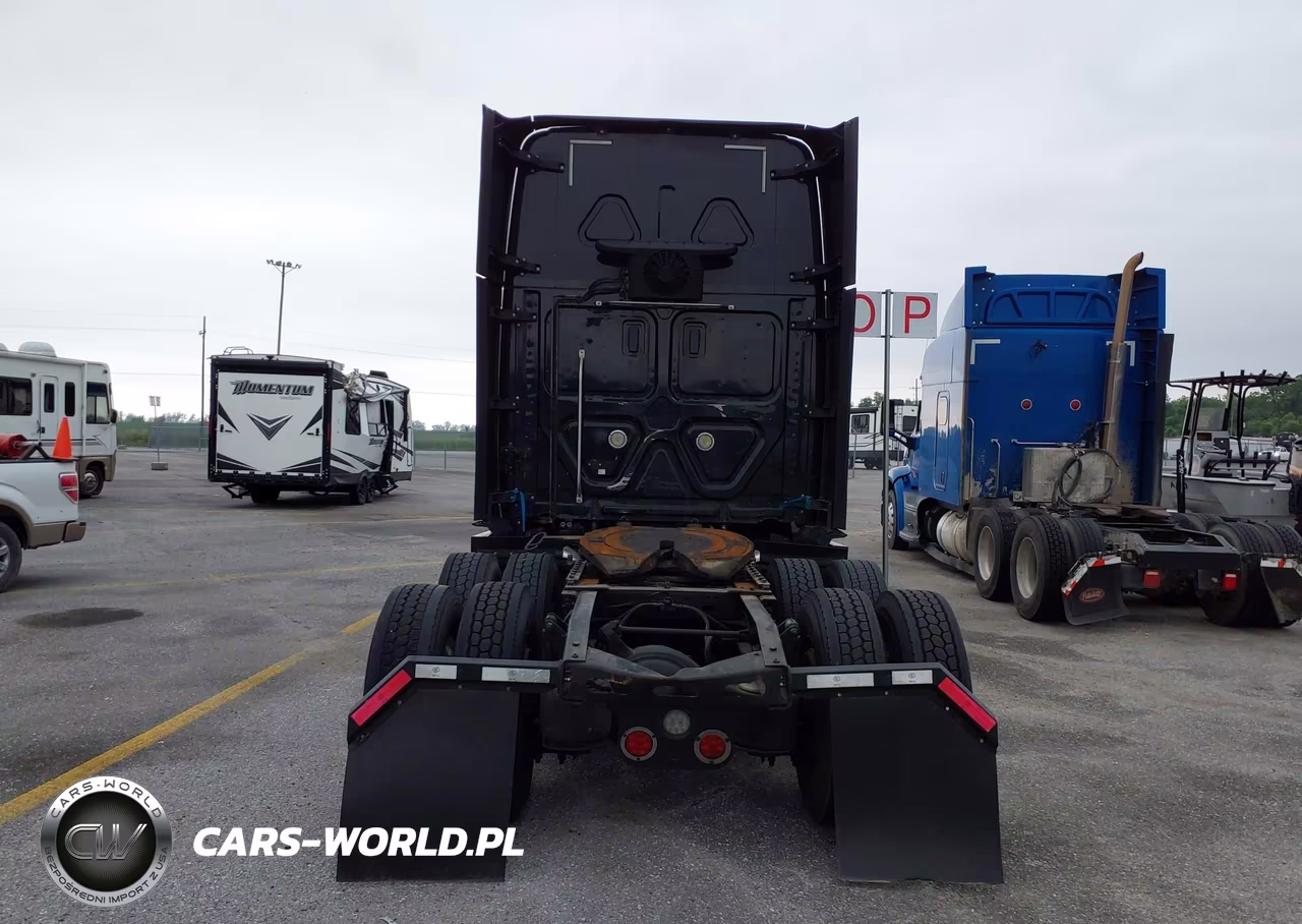 2017 Freightliner Cascadia 125 VIN:3AKJGLDR3HSJJ8481 - 17