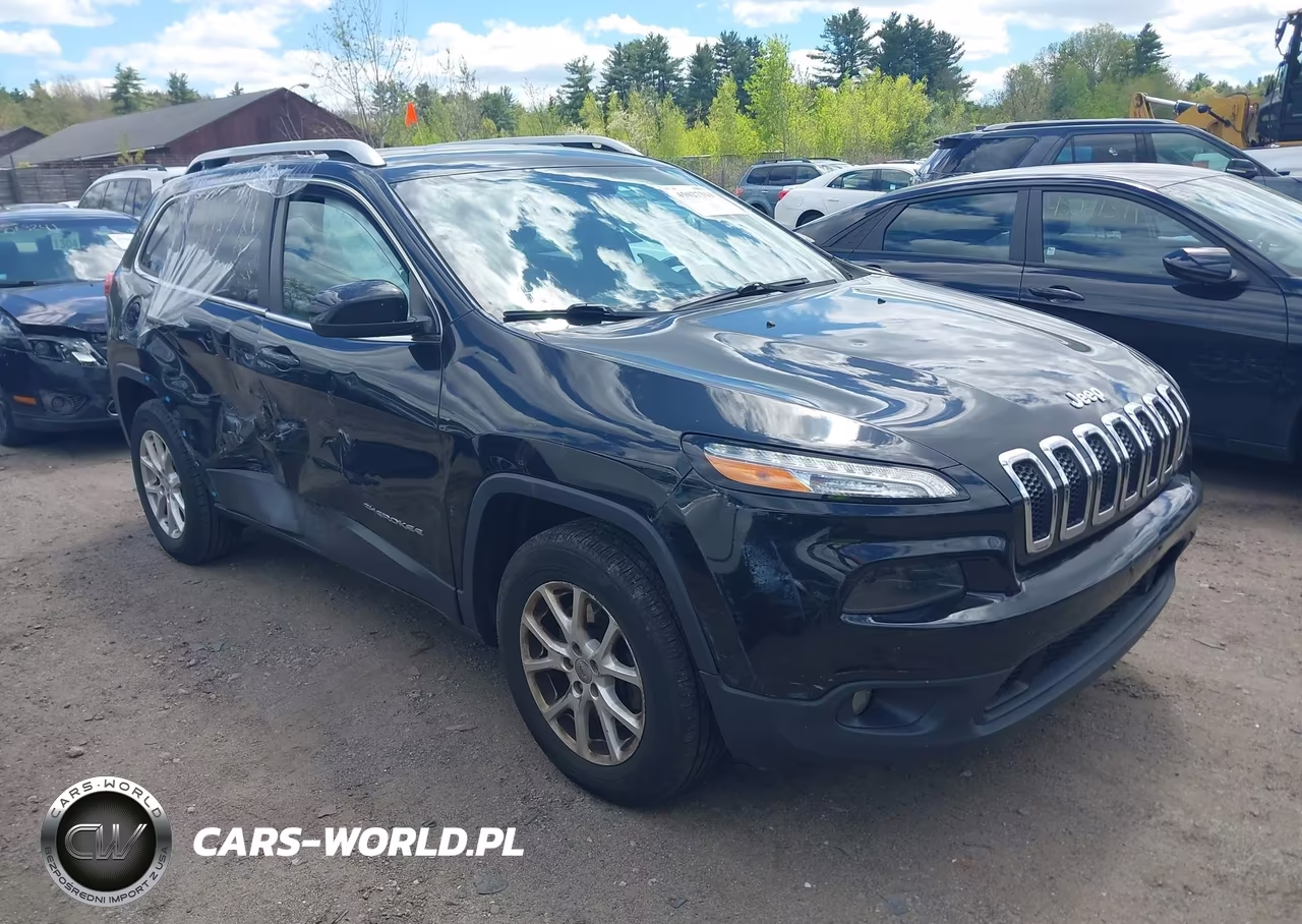 2015 Jeep Cherokee Latitude – zdjęcie 1 z 16