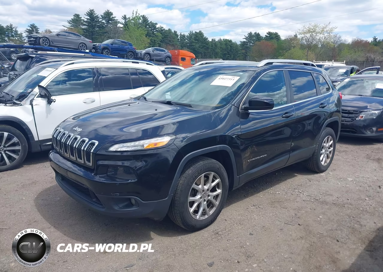 2015 Jeep Cherokee Latitude VIN:1C4PJMCB0FW648900 - 2