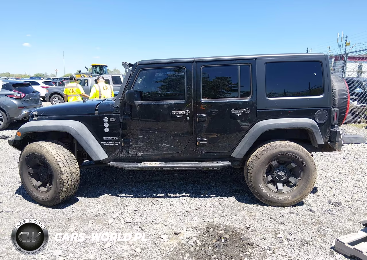 2016 Jeep Wrangler Unlimited Sport VIN:1C4BJWDG5GL101706 - 15