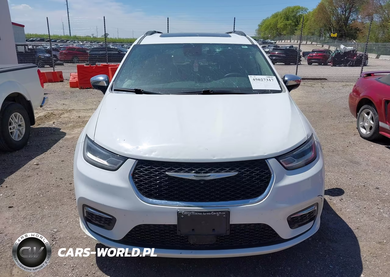2023 Chrysler Pacifica Limited VIN:2C4RC1GG7PR529260 - 12