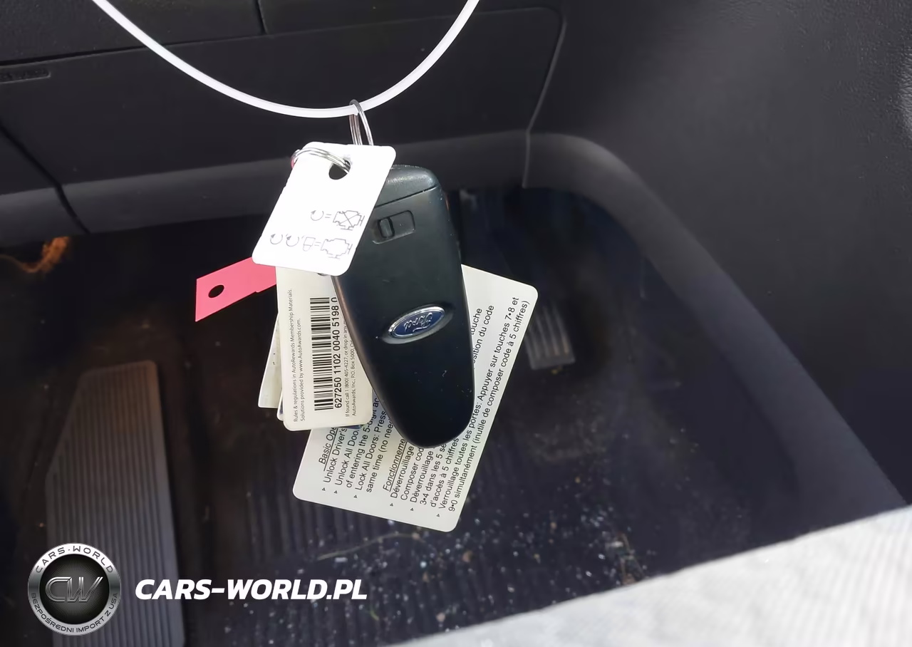 2019 Ford Escape Se VIN:1FMCU9GD0KUB44203 - 11