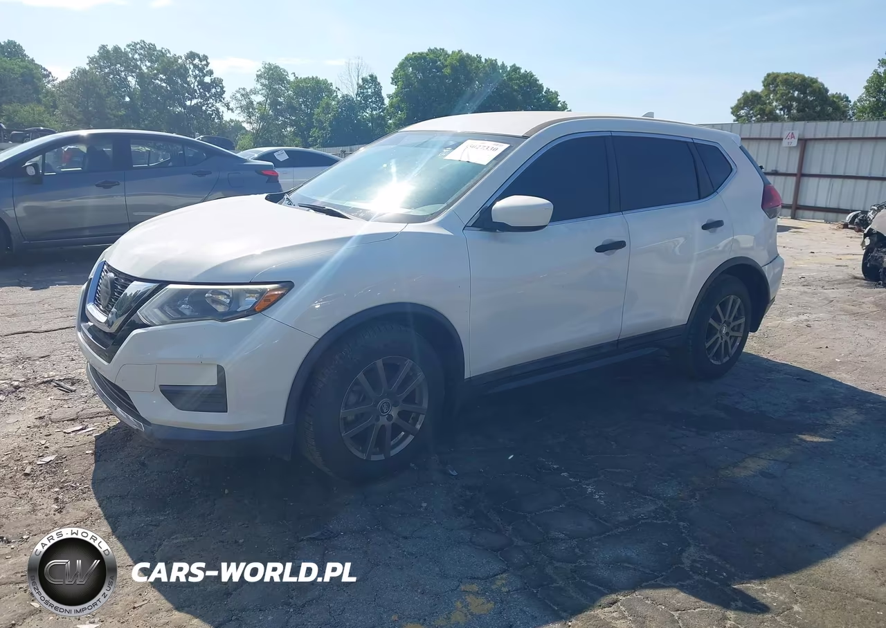 2018 Nissan Rogue S VIN:5N1AT2MT1JC772319 - 2