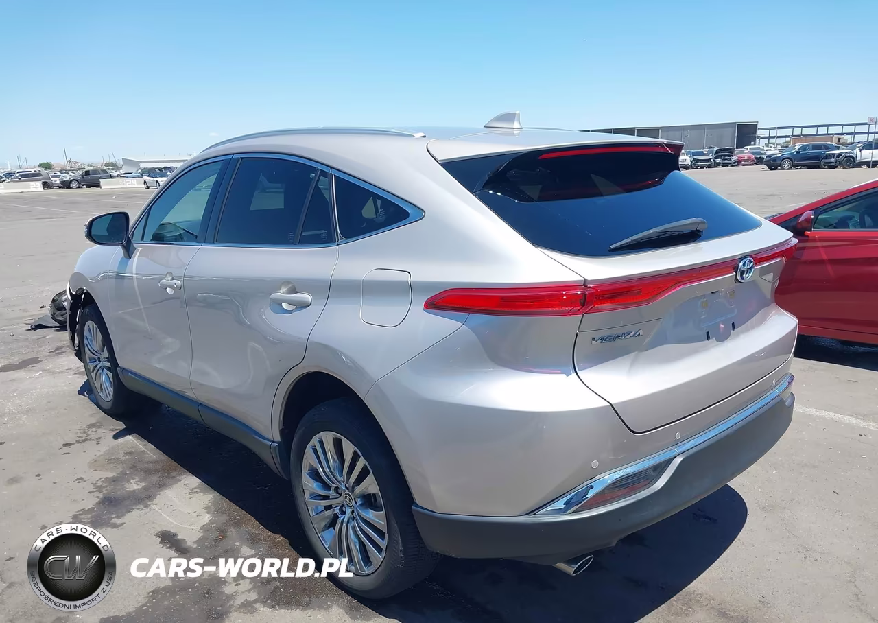 2023 Toyota Venza Xle VIN:JTEAAAAH3PJ127269 - 3