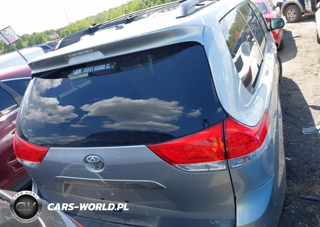 2014 Toyota Sienna Le V6 8 Passenger VIN:5TDKK3DC7ES468739 - 16