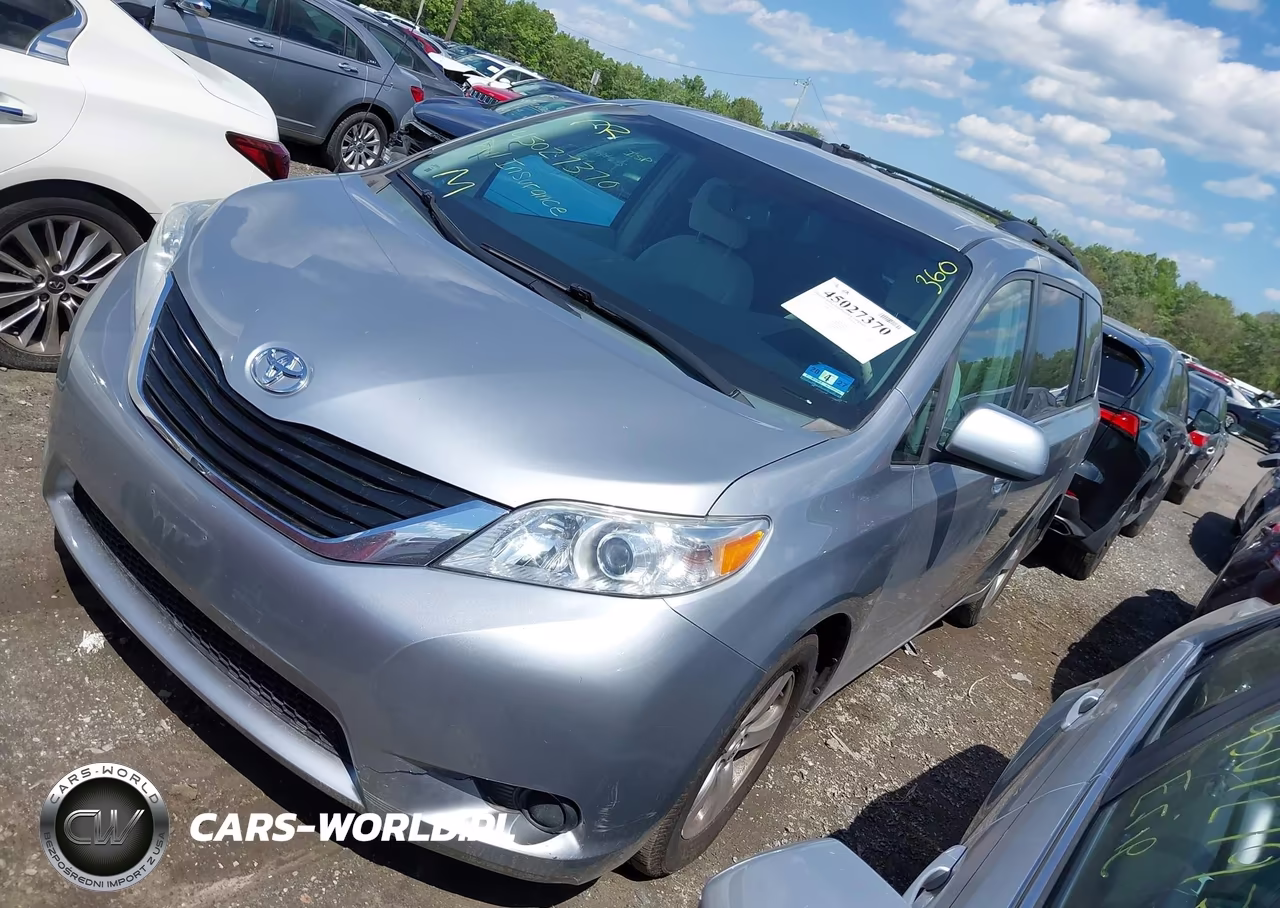 2014 Toyota Sienna Le V6 8 Passenger VIN:5TDKK3DC7ES468739 - 2