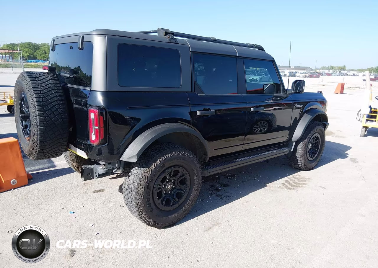 2023 Ford Bronco Wildtrak VIN:1FMEE5DP1PLB32586 - 4