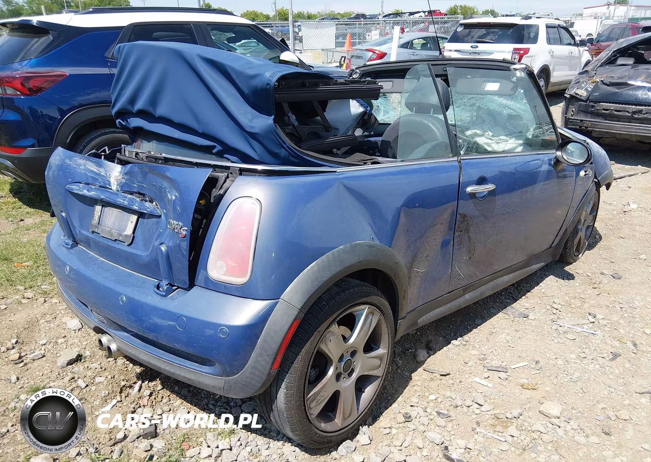2005 Mini Cooper S VIN:WMWRH33445TF82318 - 4