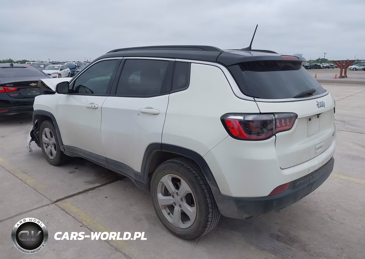 2018 Jeep Compass Latitude Fwd VIN:3C4NJCBB5JT268016 - 3