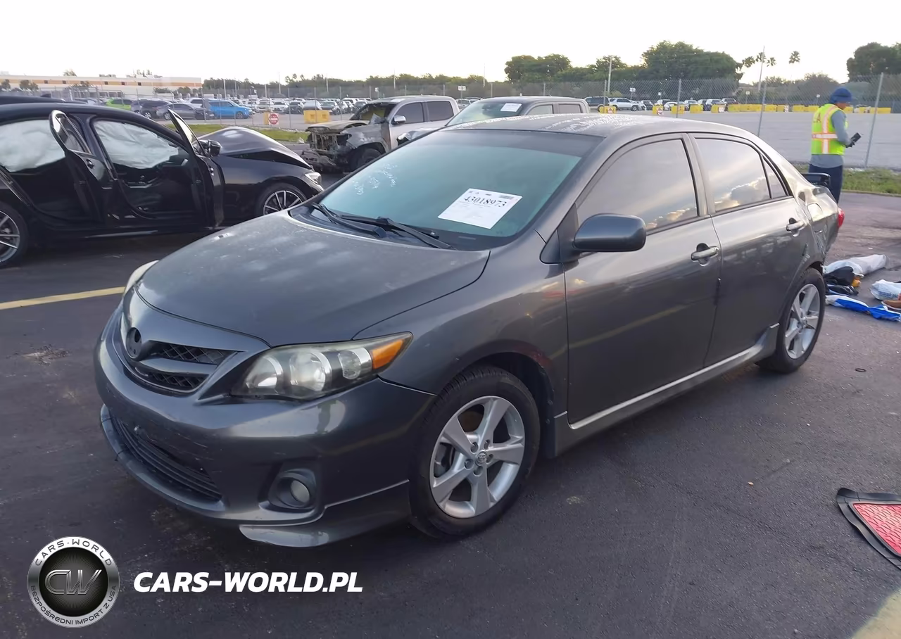2013 Toyota Corolla S VIN:2T1BU4EE2DC959114 - 2