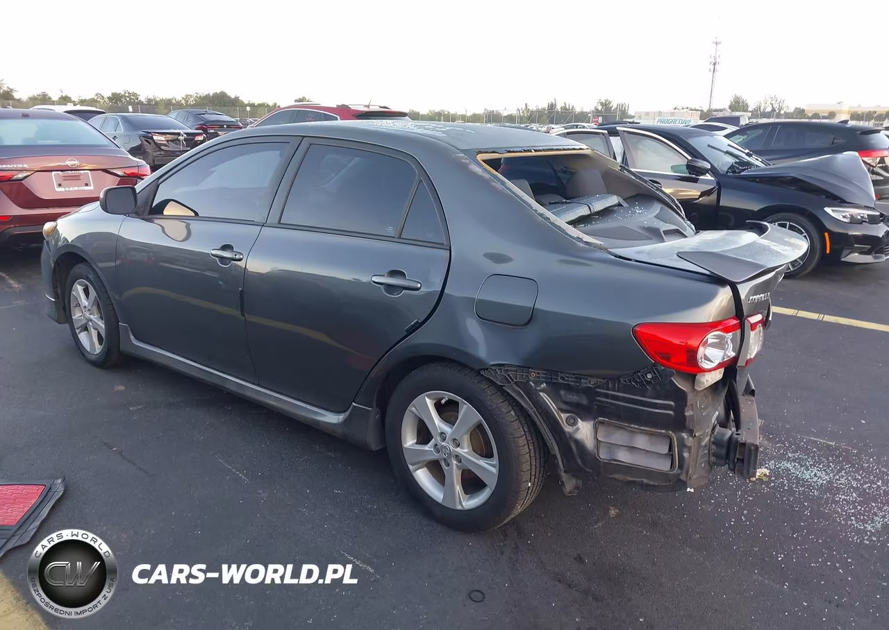 2013 Toyota Corolla S VIN:2T1BU4EE2DC959114 - 3