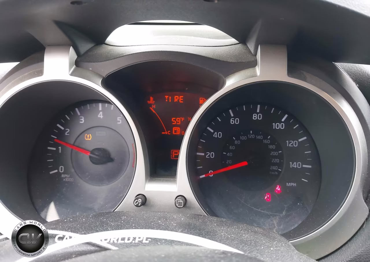 2012 Nissan Juke Sv VIN:JN8AF5MR1CT117750 - 7